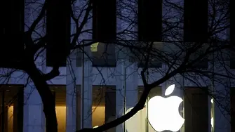ФБР проби iPhone и вече не иска помощ от Apple