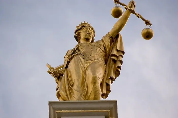 Адвокати: Прокуратурата е част от съдебната система, но не е съд