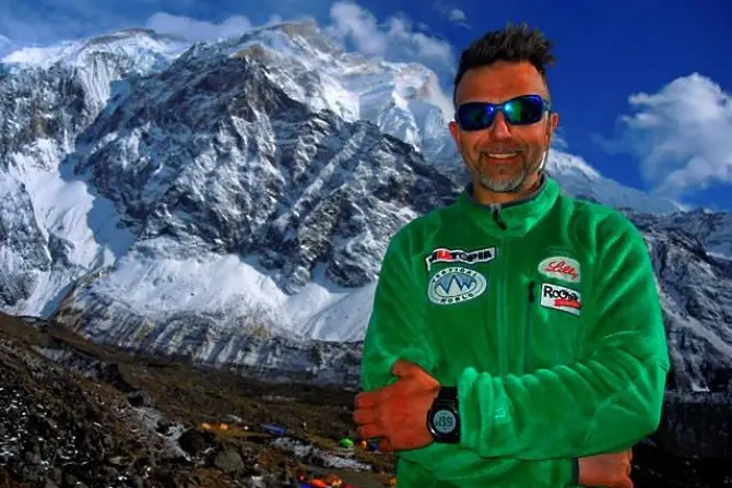 Боян Петров отново поема към върховете, единият е Еверест