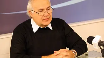 Почина Костадин Чакъров, последният съветник на Живков