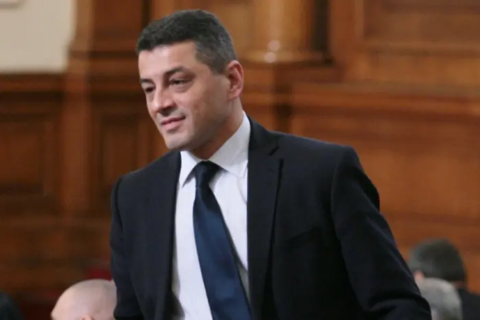 Красимир Янков: Борисов ще се освободи от Цветанов след местния вот