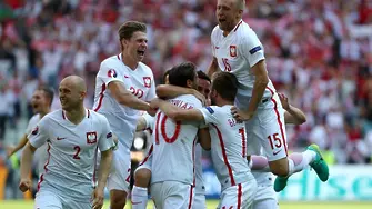 Полша на четвъртфинал - би Швейцария с дузпи