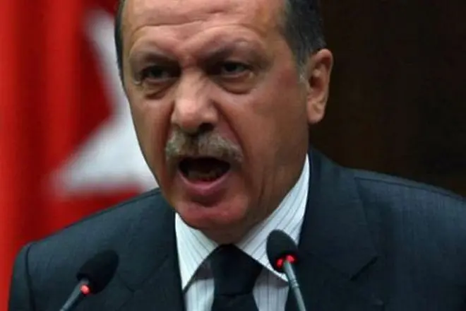 Ердоган забрани религиозните погребения за участниците в преврата