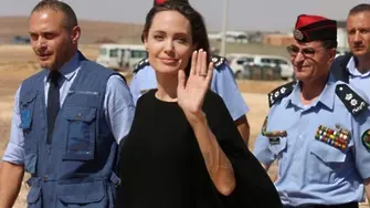 Анджелина Джоли зове за край на войната в Сирия