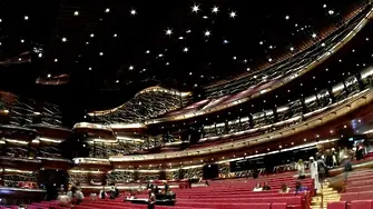 Пласидо Доминго пя в новата Дубайска опера