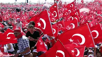 Нова порция арести в Турция - в университет