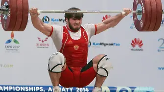 МОК отне сребърния олимпийски медал на руски щангист