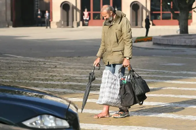 Евростат: Една пета от българите живеят в лишения