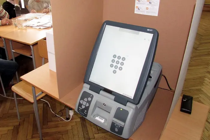 Съдът отмени решение на ЦИК - навсякъде ще има машинно гласуване