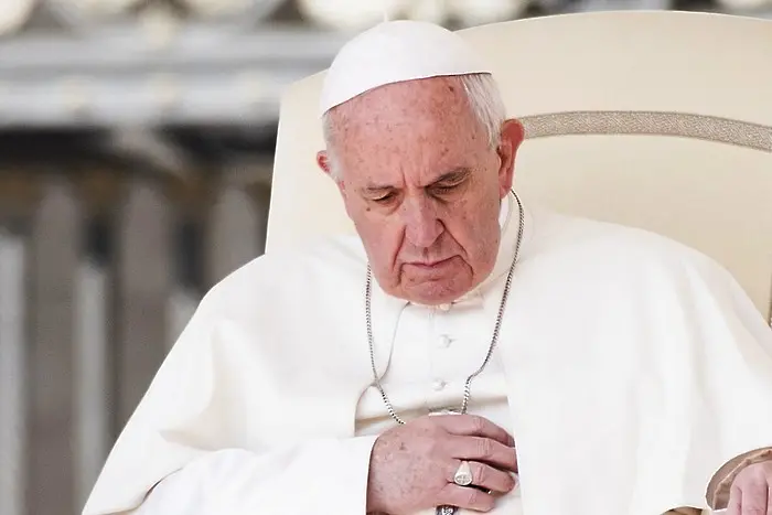 Папа Франциск призова за спиране на огъня по Велкиден