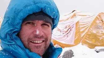 Веганът Атанас Скатов изкачи четвъртия връх в света