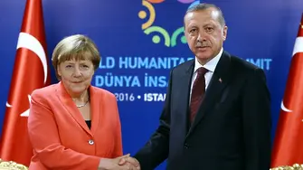 Меркел показа червен картон на Ердоган