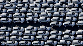 3000 коли с 1000 шофьори обслужват чиновници в министерствата