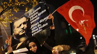Си Ен Ен: Демокрацията в Турция умря