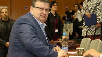 Асоциацията на прокурорите подкрепи Цацаров срещу 