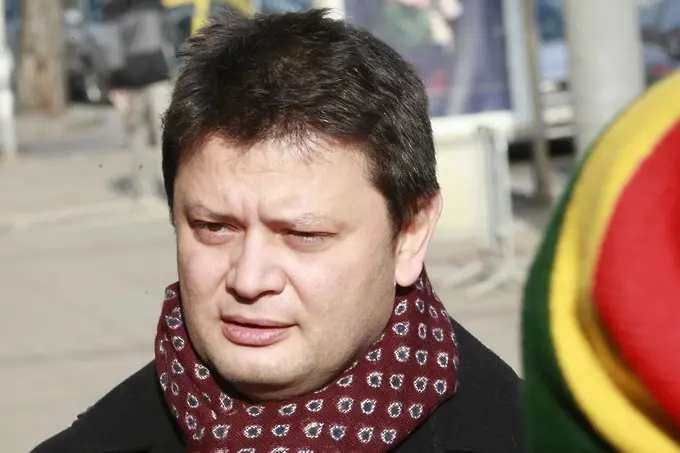 Журналистът Николай Стайков е подложен на заплахи заради работата си