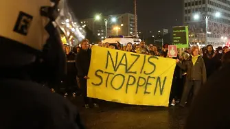 Хиляди германци на протест срещу крайната десница