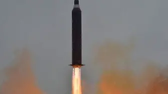 Северна Корея празнува 9 септември с балистична ракета