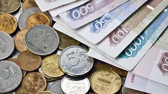 Социолози: Руснаците се чувстват щастливи с $866, а богати – с $1733