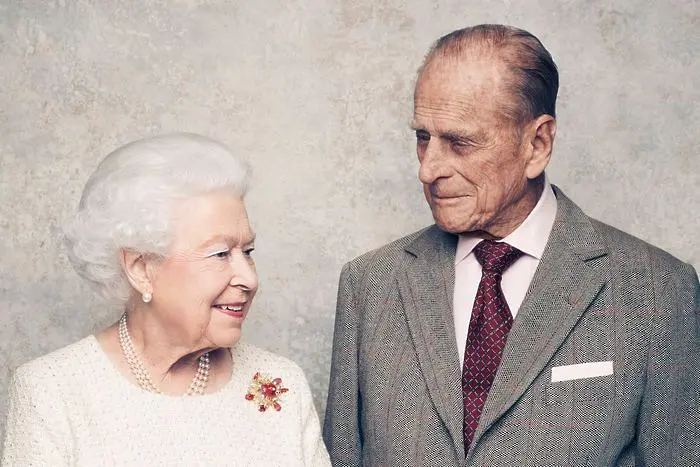 Елизабет II и принц Филип празнуват 70 години заедно (СНИМКИ)