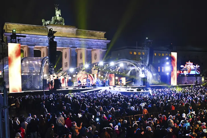 Разследват сексуални посегателства на новогодишното парти в Берлин