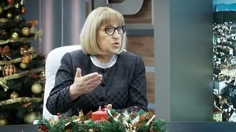 Цецка Цачева: Парламентът бламира правителството