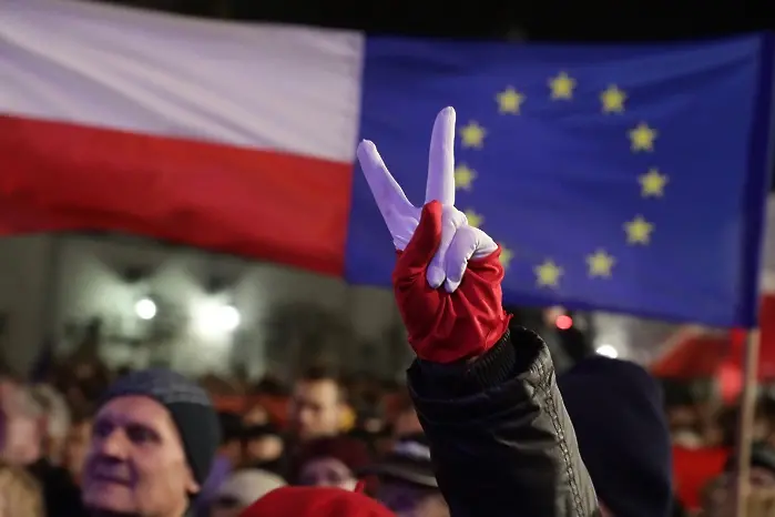 Полша е все по-близо до отнемане на правото на глас в ЕС