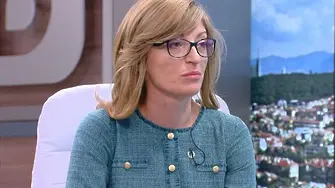Екатерина Захариева: Премиерът беше доста доброжелателен към Радев