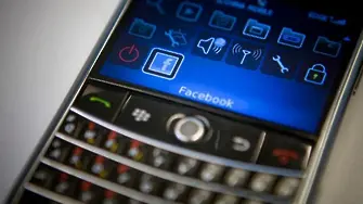 BlackBerry съди Facebook за патенти