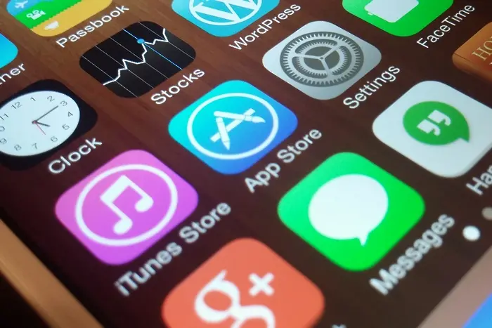 Франция глоби Apple € 25 млн. за умишлено състаряване на айфоните