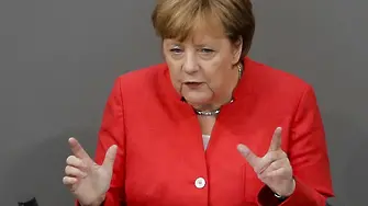 Коалицията на Меркел с рекордно нисък рейтинг, 