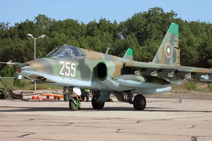 Коронавирусът може да забави ремонта на Су-25 в Беларус
