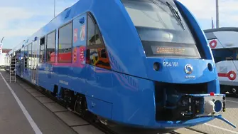 В Германия тръгнаха първите в света влакове с водородни клетки