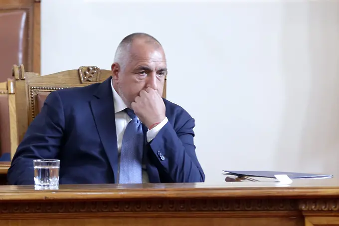 Как министрите, начело с Борисов, вкупом се скриха от парламентарния контрол