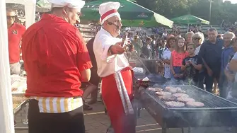 Майстор Миро пре(по)дава тайните си на български готвачи