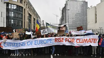 Климатичният апокалипсис - новото знаме срещу омразния капитализъм