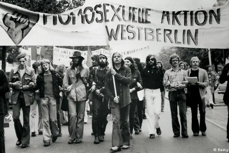 КПСС поканила комунисти, но те се оказали гей активисти