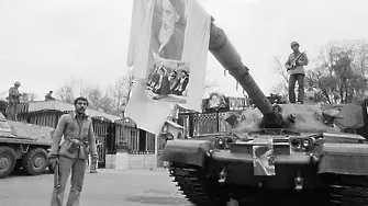 40 години от революцията в Иран (СНИМКИ)