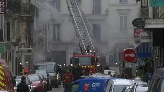 Трима души са загинали от експлозия в хлебарница в Париж /ОБНОВЕНА/