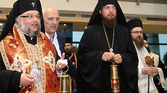Българската и македонската църква заедно за благодатния огън