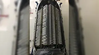SpaceX иска разрешение да изстреля още 30 000 сателита