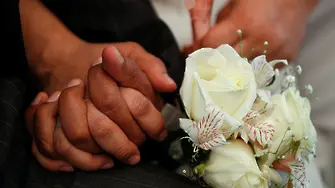 Властите в Ню Йорк забраниха сватба с 10 000 поканени