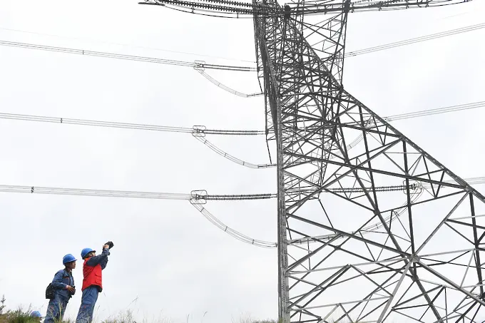 Пазарът на електроенергия ще се успокои в края на октомври, твърди ЕСО