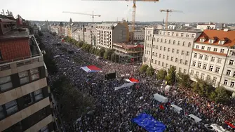 100 000 на протест срещу Бабиш