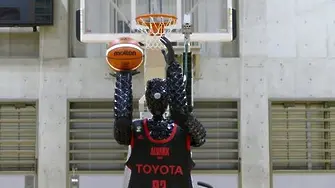 Робот-баскетболист постави рекорд