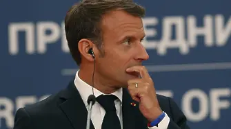 Стотици френски чиновници - с по-високи заплати от президента