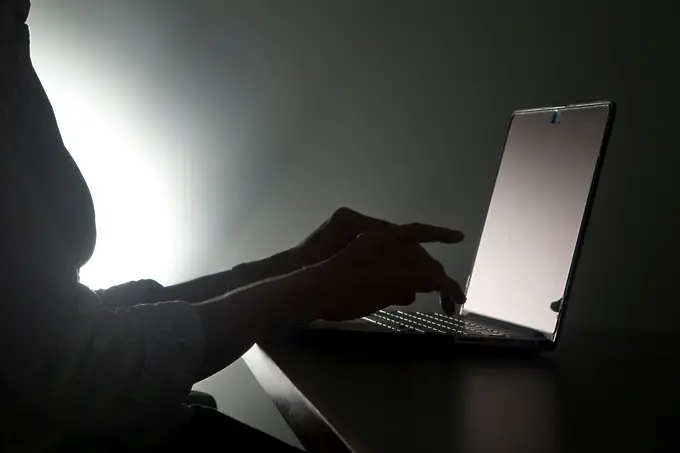 Украинските власти търсят помощ от хакери