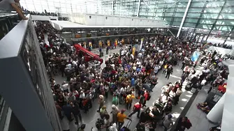 Около 130 полета отменени на летището в Мюнхен след пробив в сигурността 