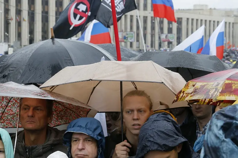 Над 550 учени обвиниха Кремъл в репресии срещу протестиращите