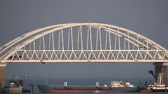 Русия затваря Черно море около Крим за чуждестранни кораби до октомври